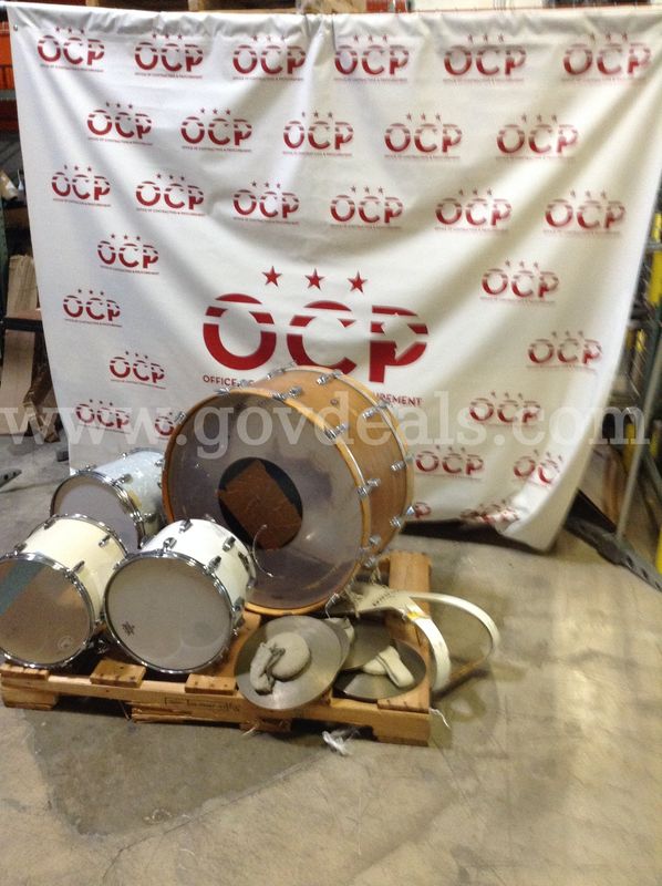 Drums (4 units) and Cymbals (2 units)