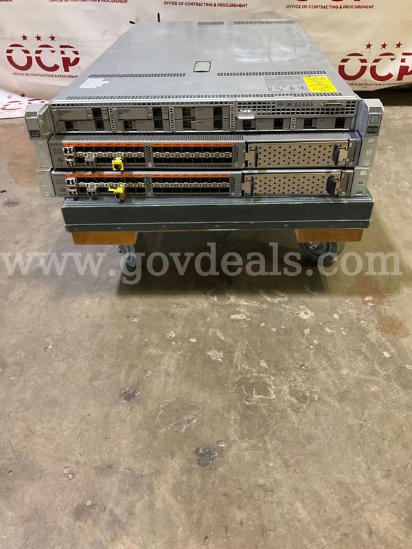 Lot of 2 CISCO SWITCHES/1 CISCO Rack Server
