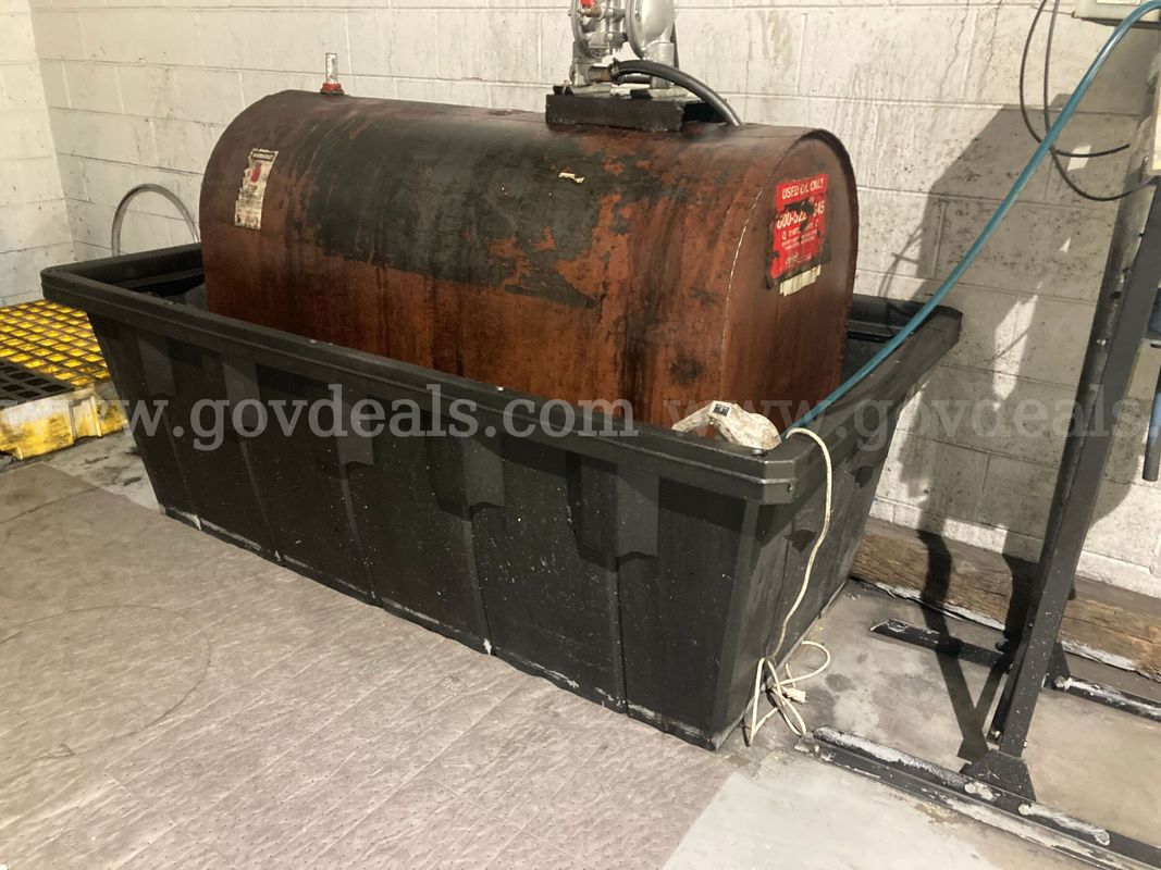 Waste Oil Container and Spill Containment Bin