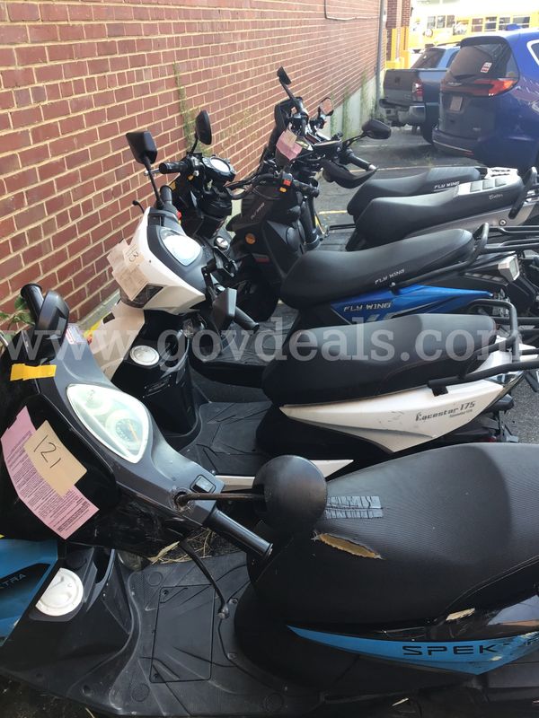 Gas Powered Mopeds - Lot of 6