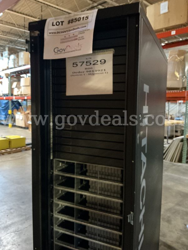 Hitachi Virtual Storage Platform - Door Detached