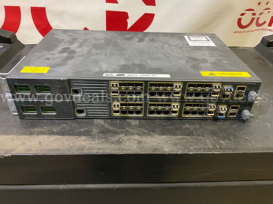 Lot of 2 Cisco Switches