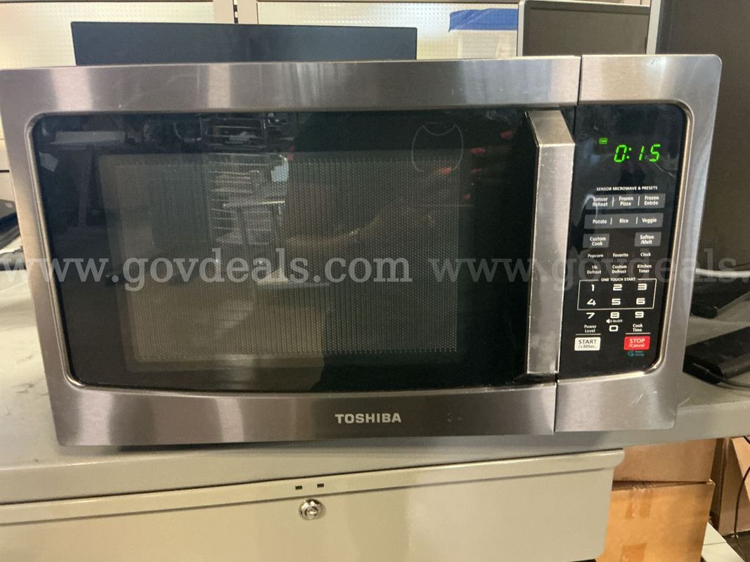 TOSHIBA MICROWAVE (POWER ON)