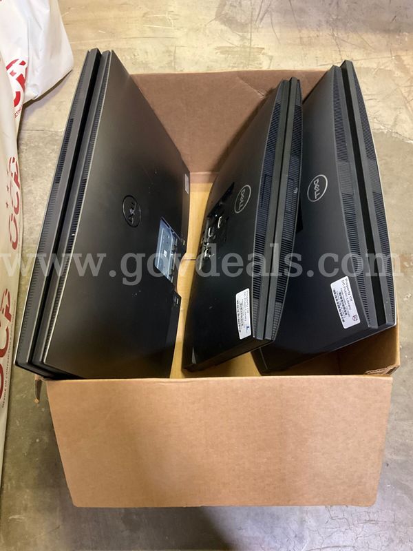 DELL ALL IN ONES - 6 UNITS (POWER ON)