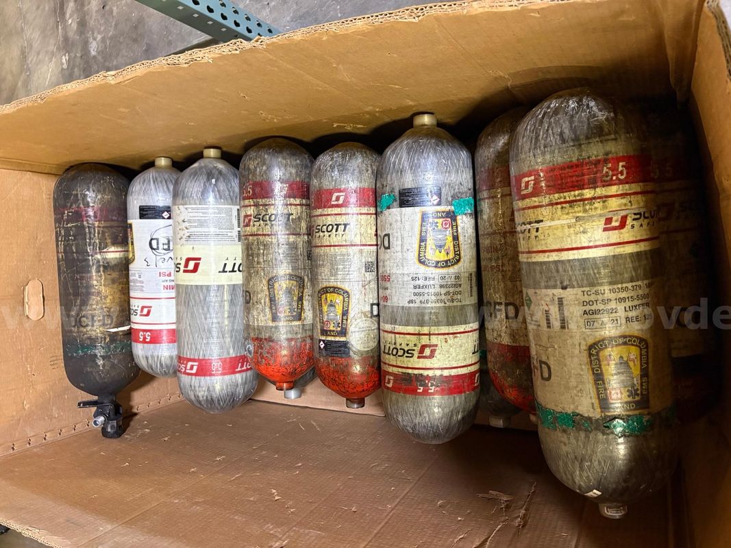 Oxygen Cylinder Tanks - 24 UNITS