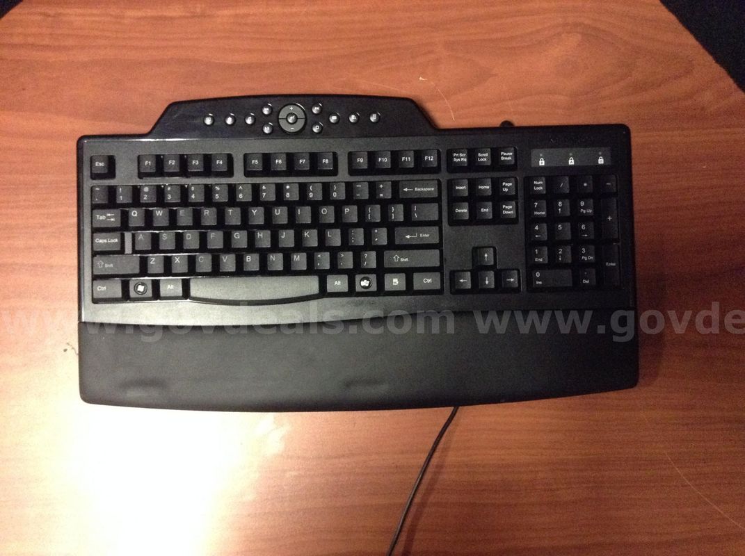Computer Keyboards (7 UNITS)