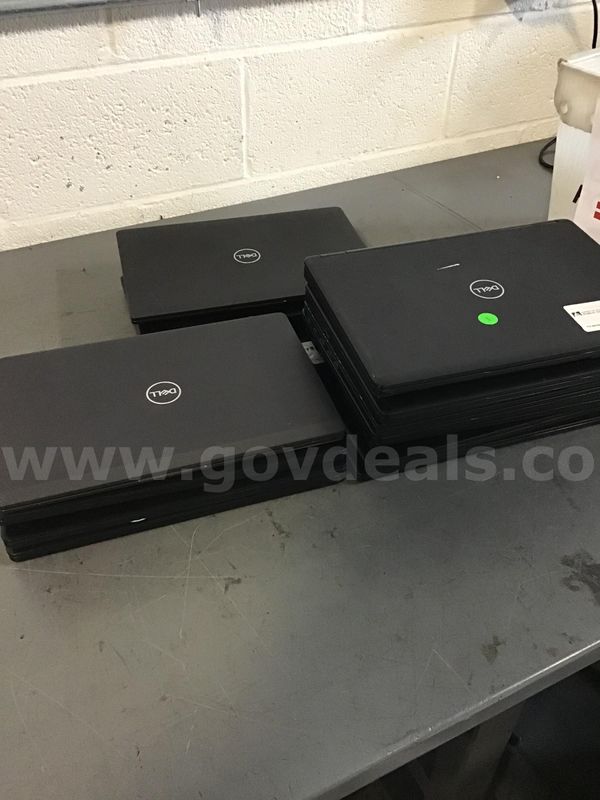 POWERED ON LAPTOPS - 15 units