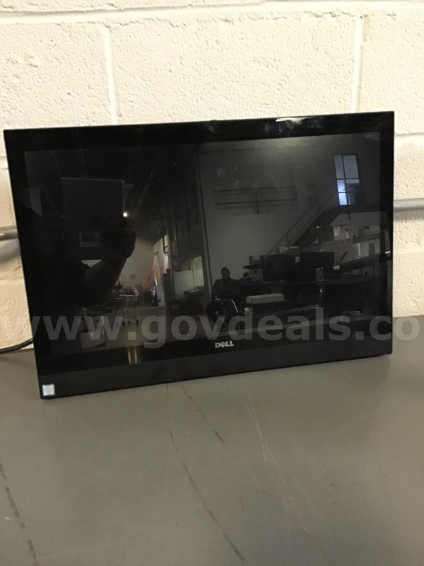 Dell All In Ones- 6 Units (Power On)