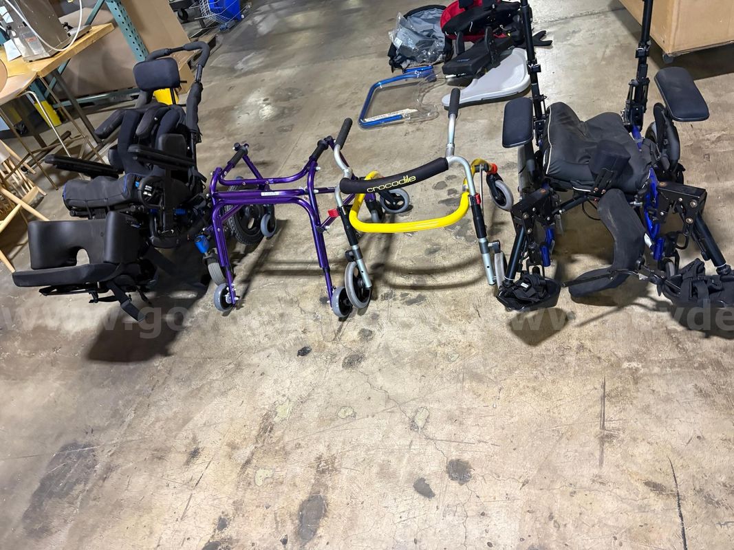 Children Wheel Chairs/Walker 4 UNITS