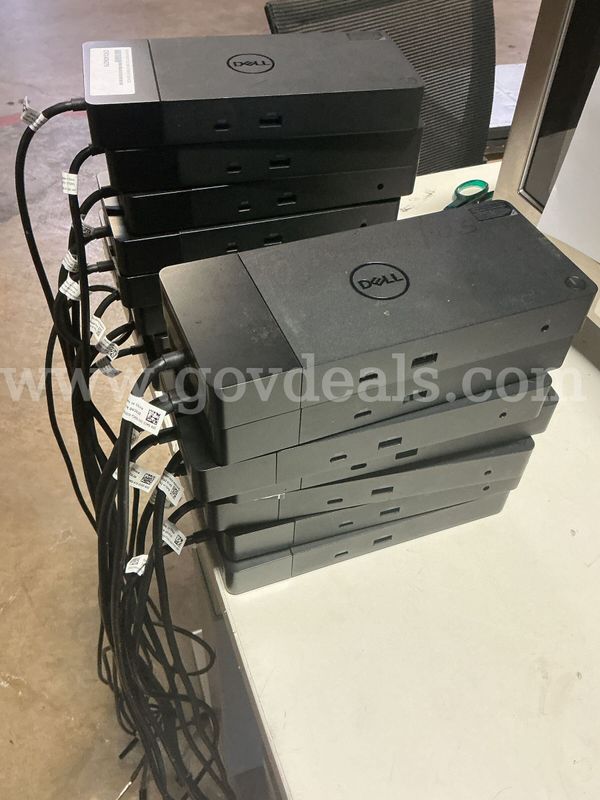 DELL DOCKING STATIONS - 15UNITS