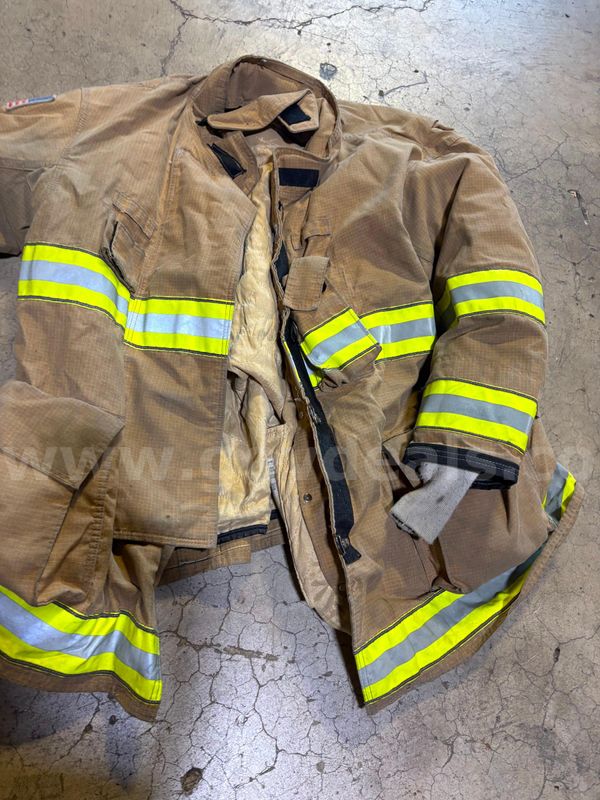 Fire Fighter Coats (22 units)