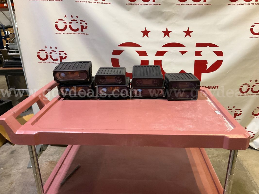Lot Of 8MOBILE PLATE HUNTERS