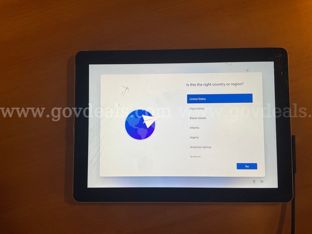 Microsoft Surface Go Tablets - 58 Units