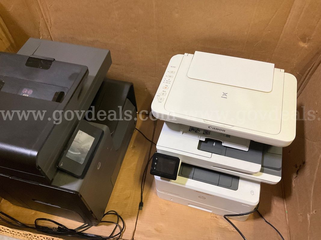 3 Printers (Power On)