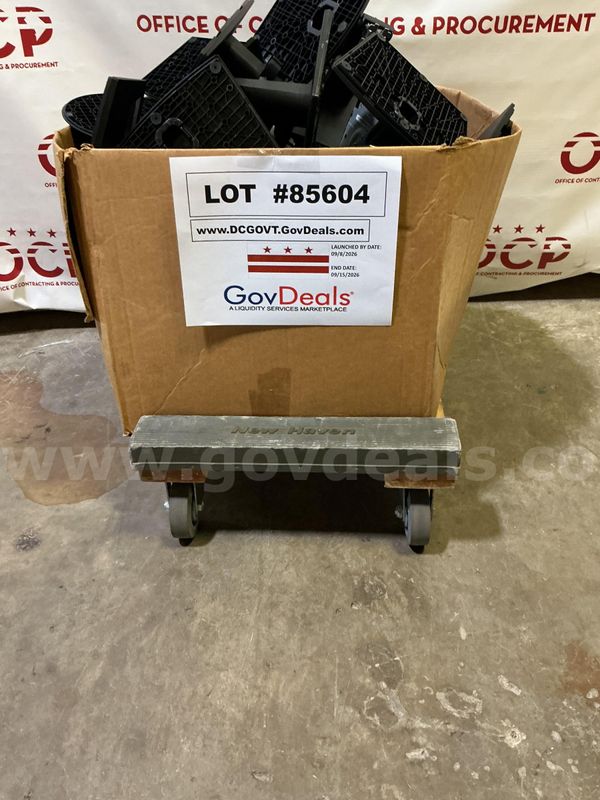 30 Monitor Stands 1 box