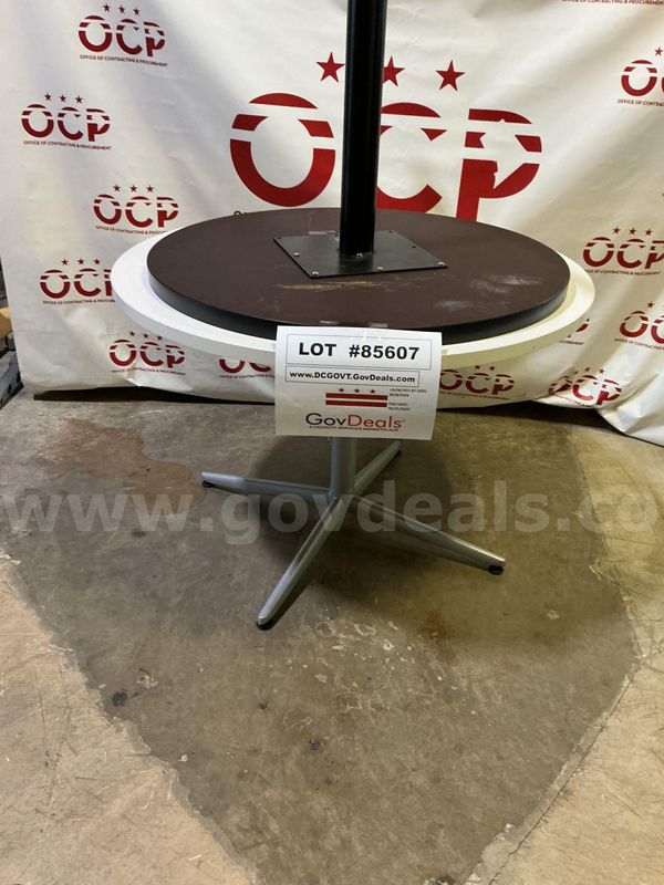 Circle Table (2 Units)