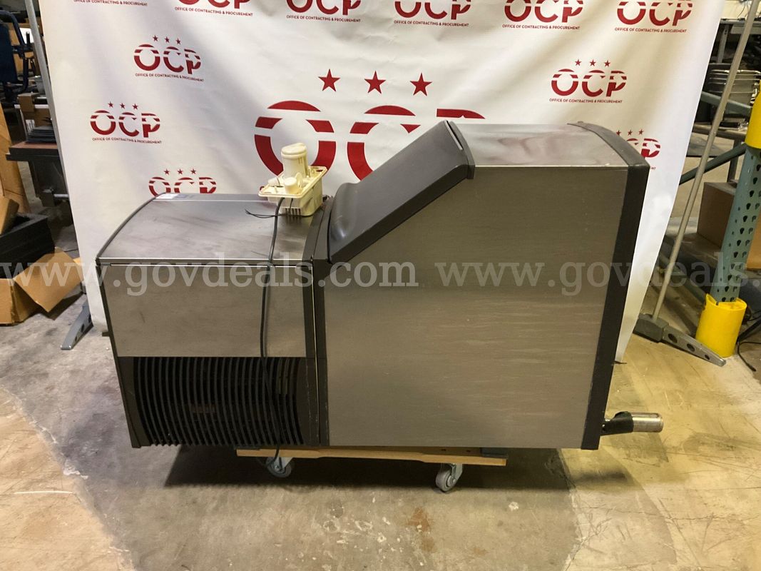 Manitowoc Ice Maker