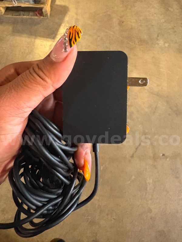 Surface Go Chargers - 1 BIN