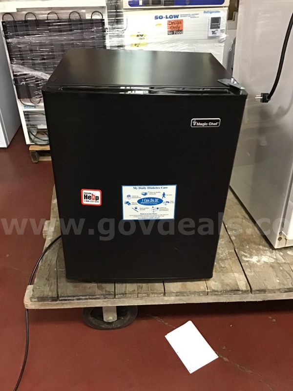 Mini REFRIGERATOR