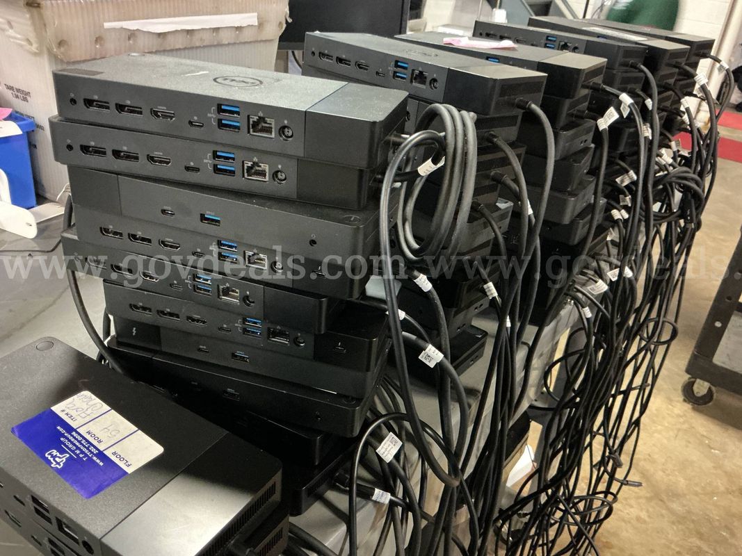 DELL K20A DOCKING STATIONS (64 UNITS)