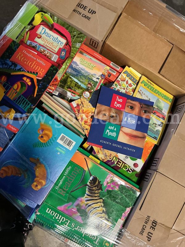 EDUCATIONAL/CHILDRENS BOOKS - 1 PALLET
