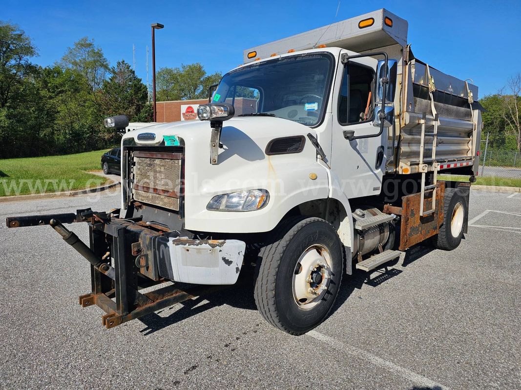 2012 Freightliner M2 106 Dump Truck with Spreader- Clean Title