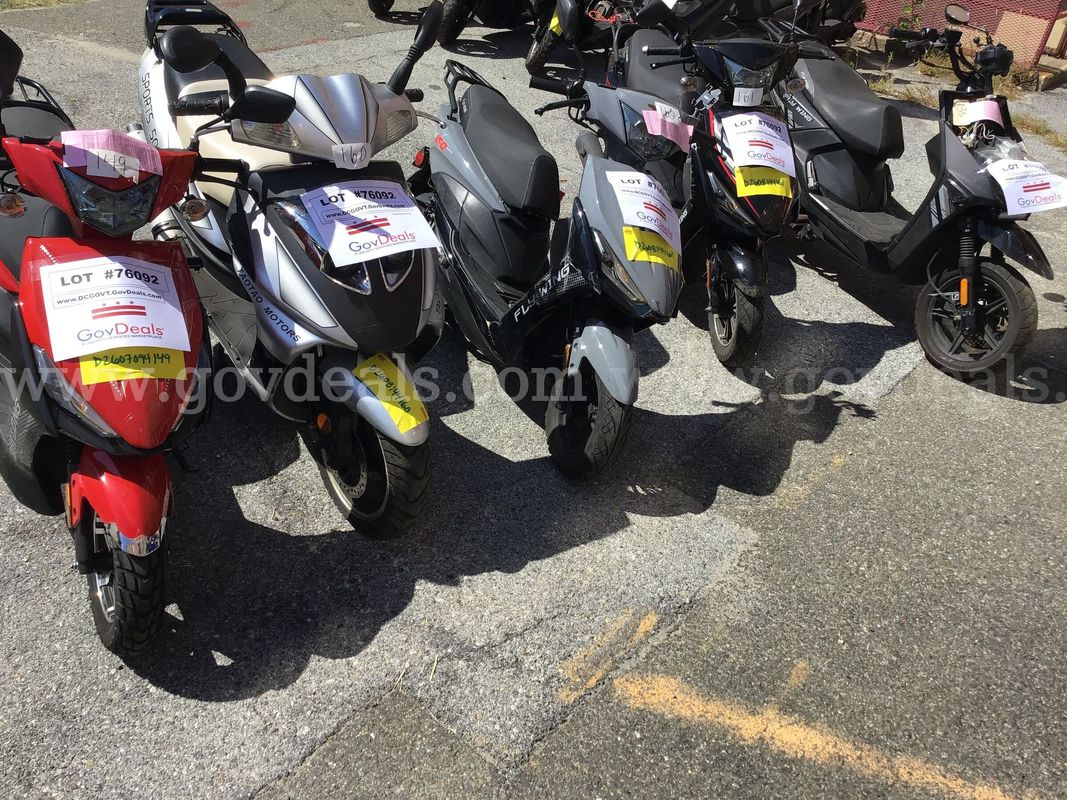 Gas Powered Mopeds - Lot of 5