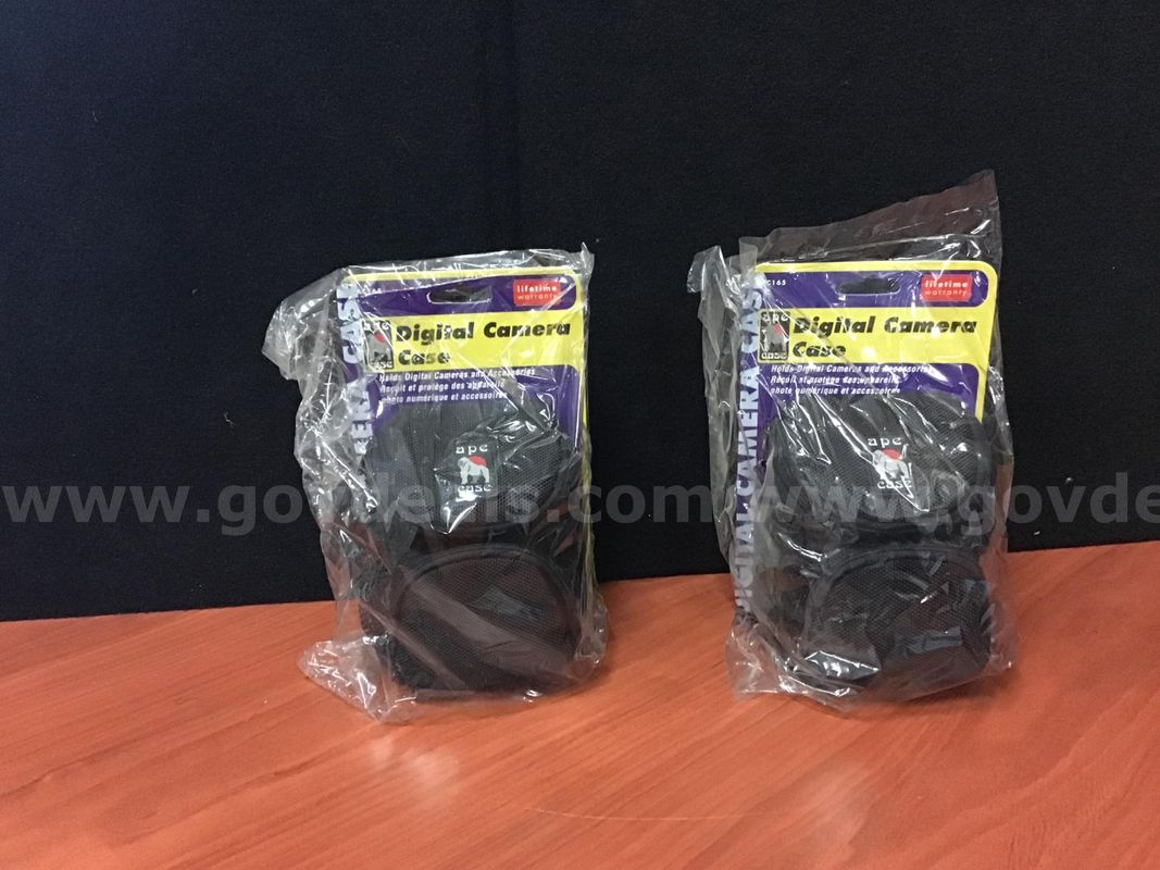 DIGITAL CAMERA CASES (2 UNITS) - NEW