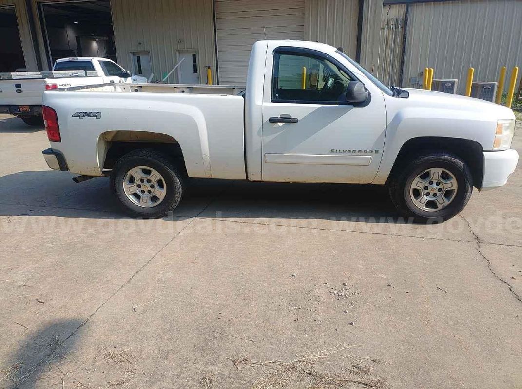 2007 Chevrolet Silverado 1500 Work Truck 4WD