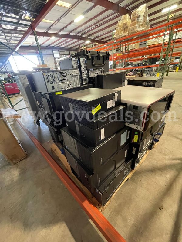 1 Lot Of 50 Various Dell Cpu'S