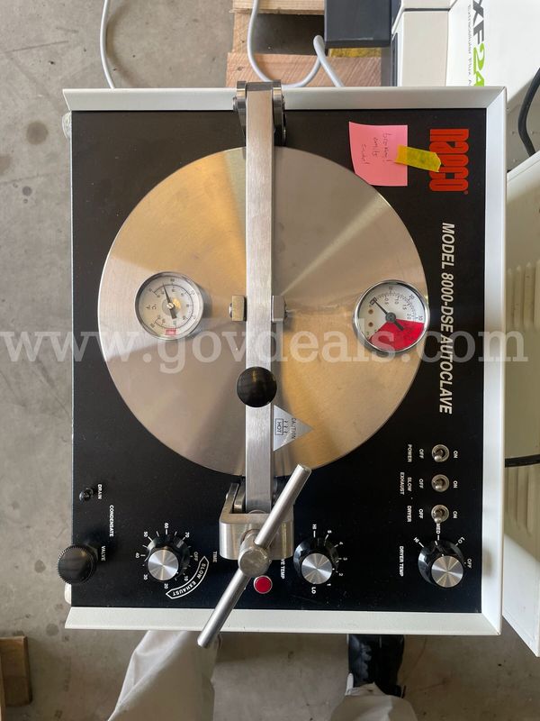 NAPCO Model 8000-DSE Benchtop Steam Autoclave (Sterilizer)