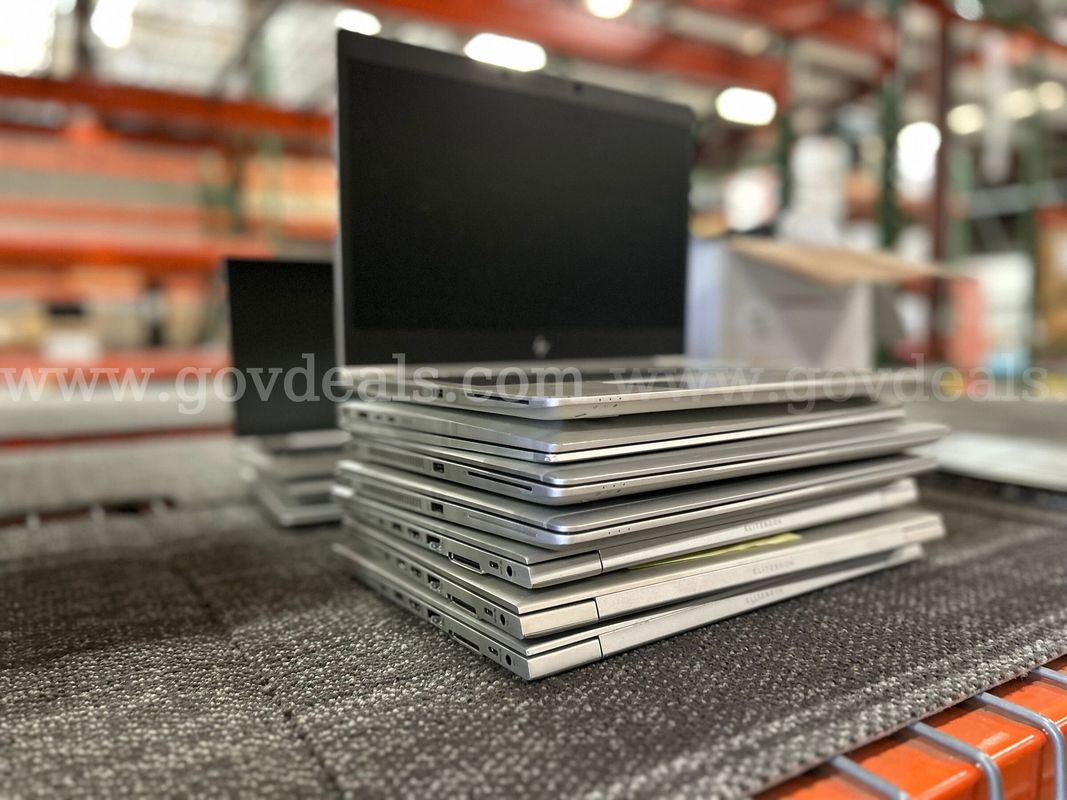 1 Lot of 25 Dell Latitude business-class laptop computers