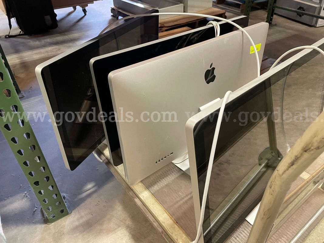 1 LOT OF APPLE ALL IN ONES - QTY : 20 MINIMUM - FOR SCRAP
