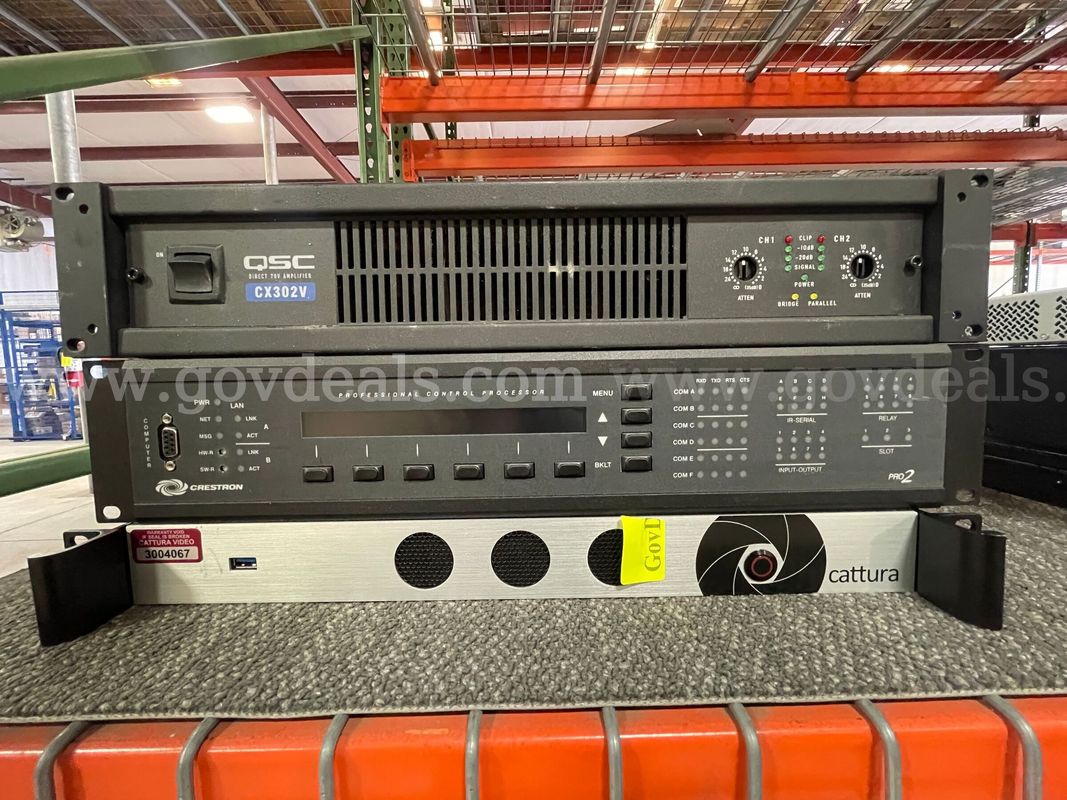 1 LOT OF 3 professional commercial AV /amplifier ,control processor/ rack mount