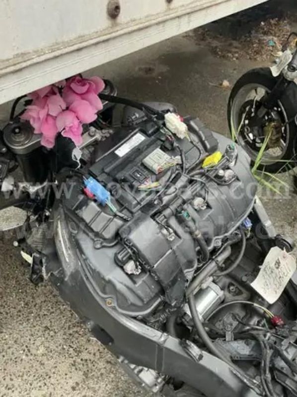 Motorcycle, 2 Modpeds, 1 Scooter, 1 Electrical Scooters (no charger) - no titles - 1 Bill of Sale only