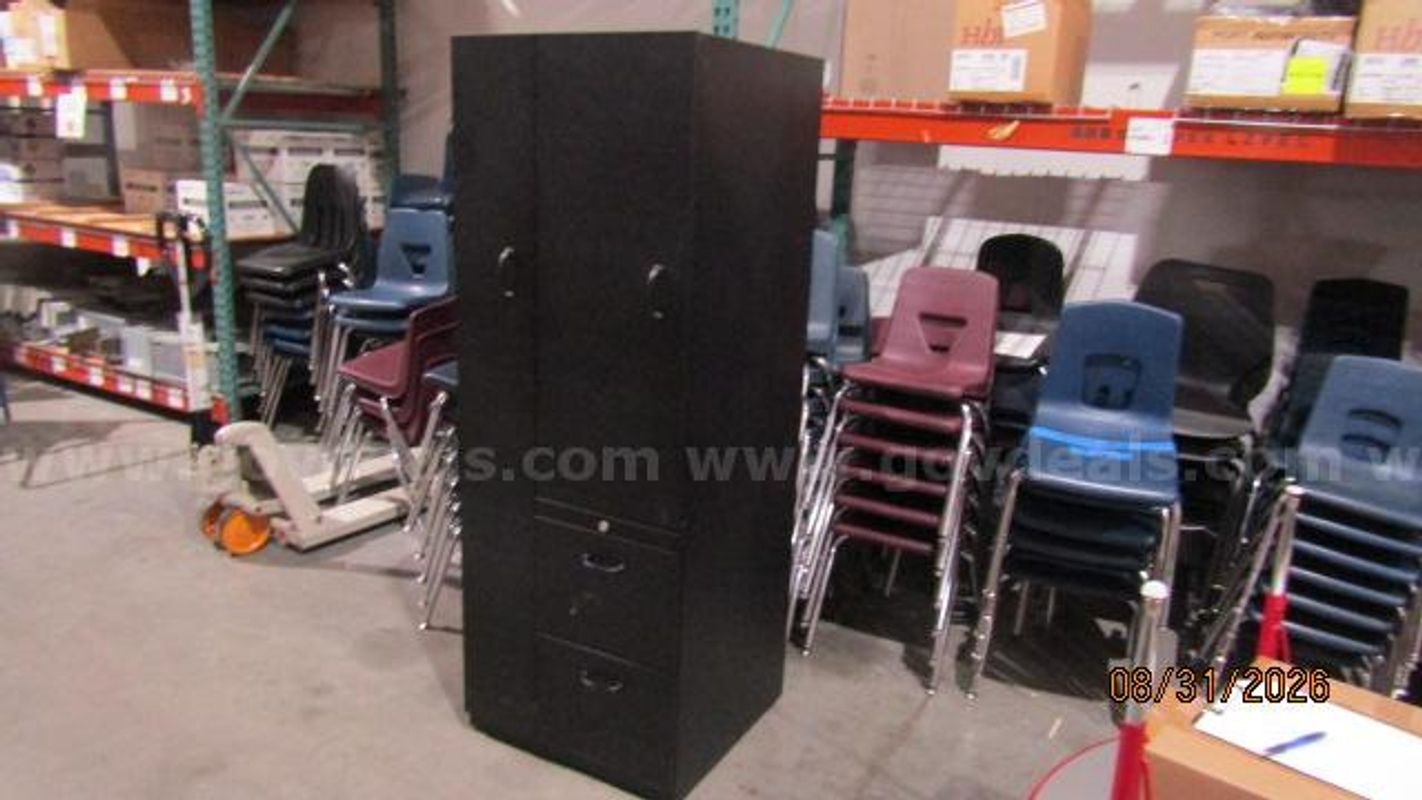 Metal storage cabinet