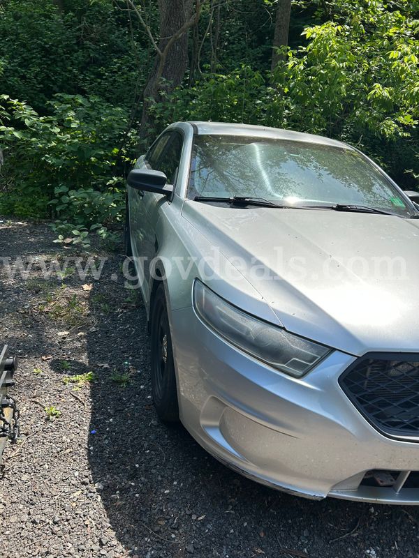 2013 Ford Taurus