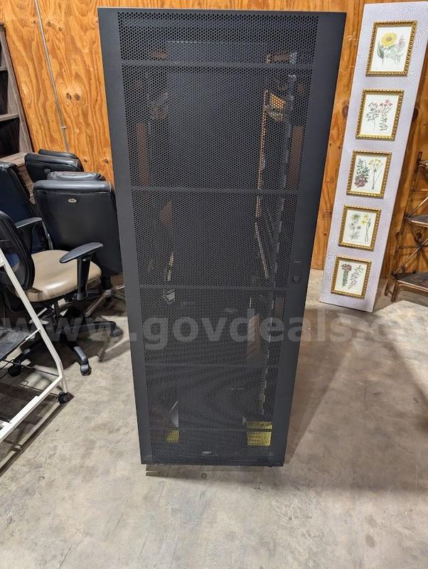 1 Used Server Cabinet