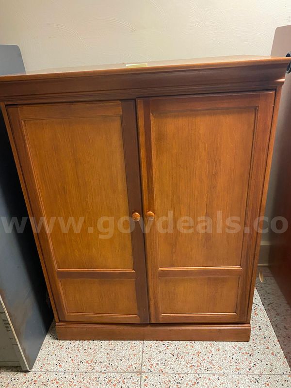 Armoire, used