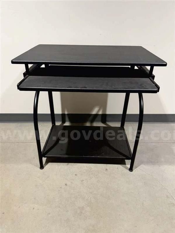 1x Computer Workstation