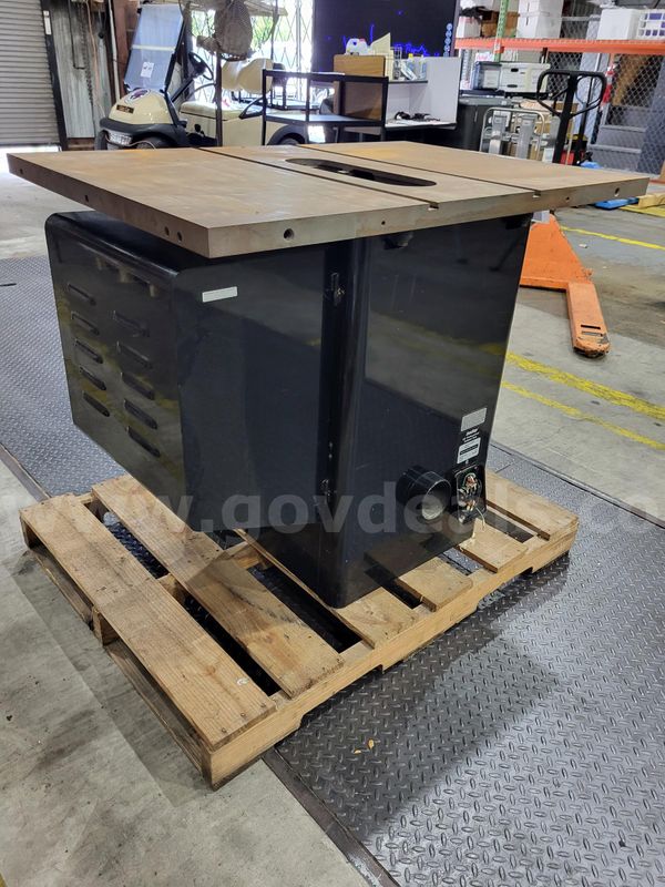 SawStop Used industrial cabinet saw