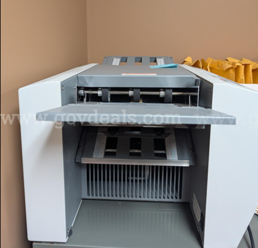 Formax Paper Folding Machine