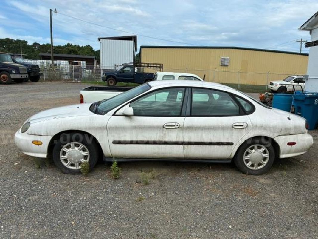 1998 Ford Taurus