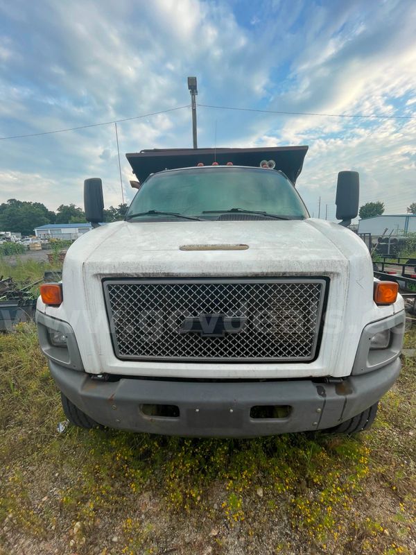 2003 Chevrolet C7C042