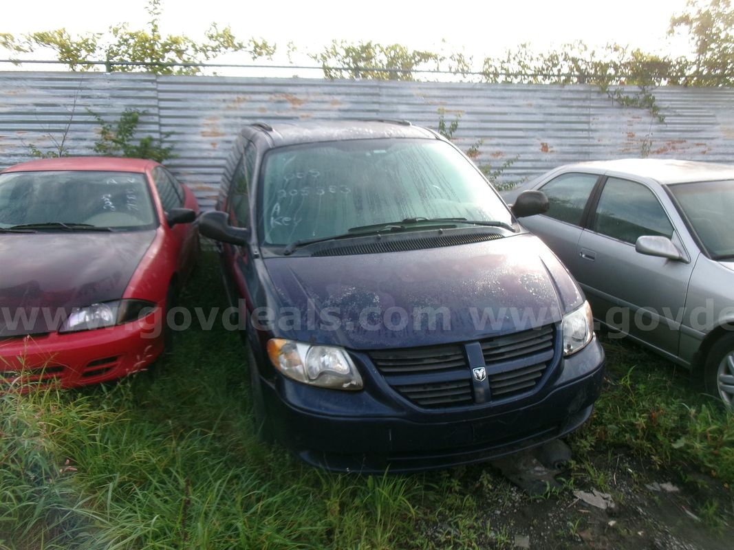 2005 Dodge Caravan