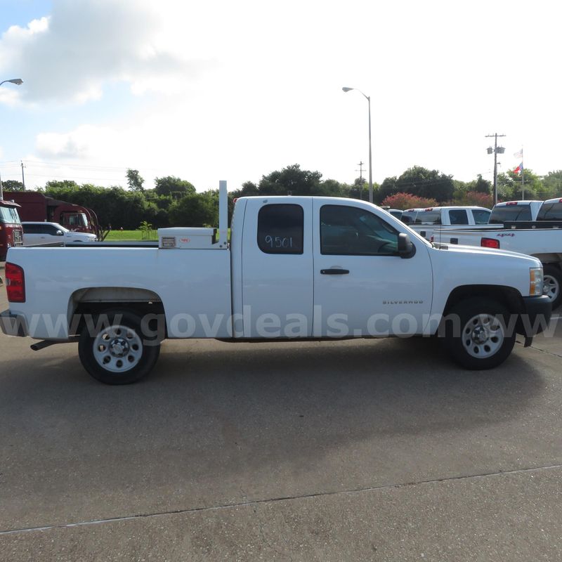2013 Chevrolet Silverado 1500 Extended Cab Pickup 4-DR