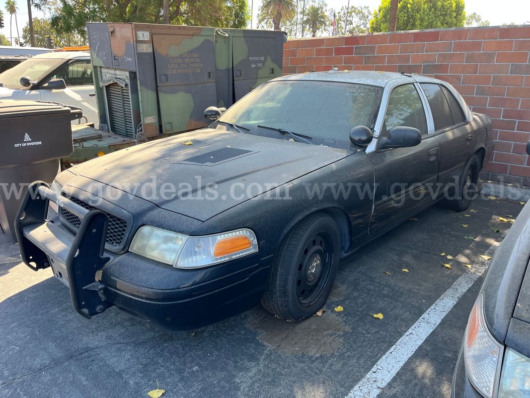 2010 Ford Crown Victoria