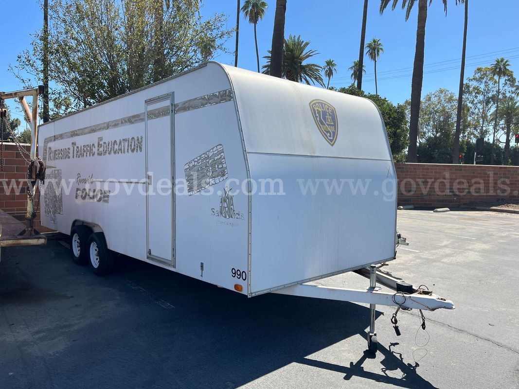 Trailer