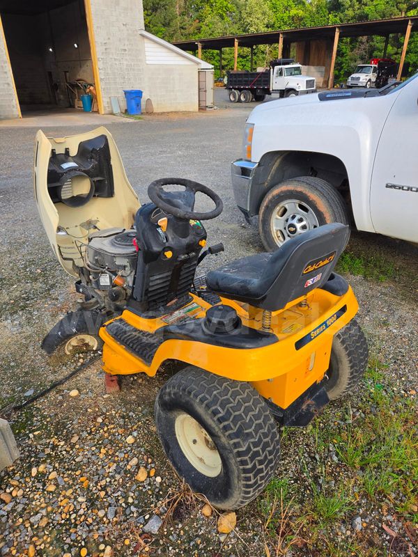 CUB CADET RIDING MOWER