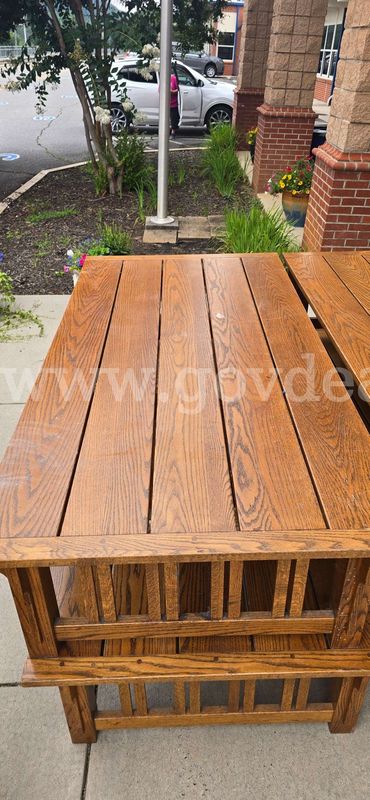 Solid Oak Tables